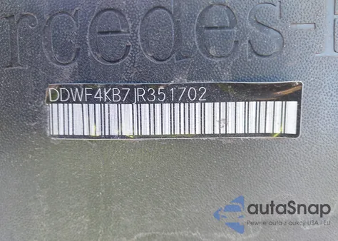 2018 Mercedes-Benz C 300 4Matic из США, поврежденный, VIN WDDWF4KB7JR351702